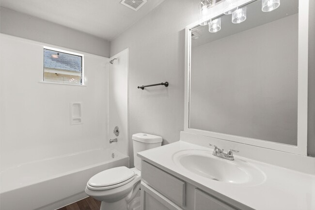 Building Photo - 3016 La Estancia Ln
