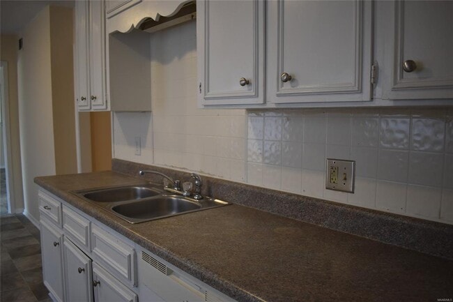 Building Photo - 1659 Rigby St