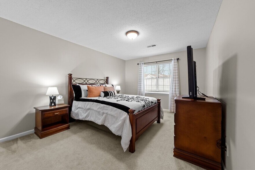 Building Photo - 4330 Edith Ln