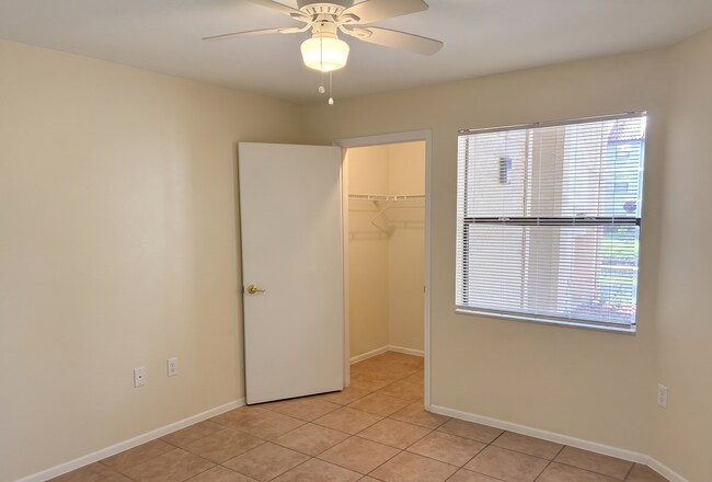 Building Photo - 3028 Parkway Blvd