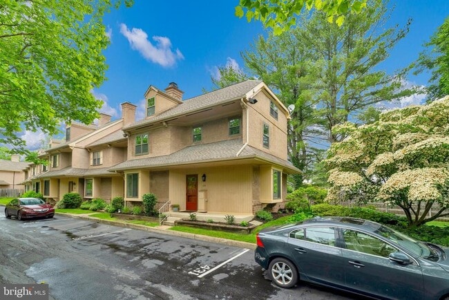 Primary Photo - 431 Eagle Rd