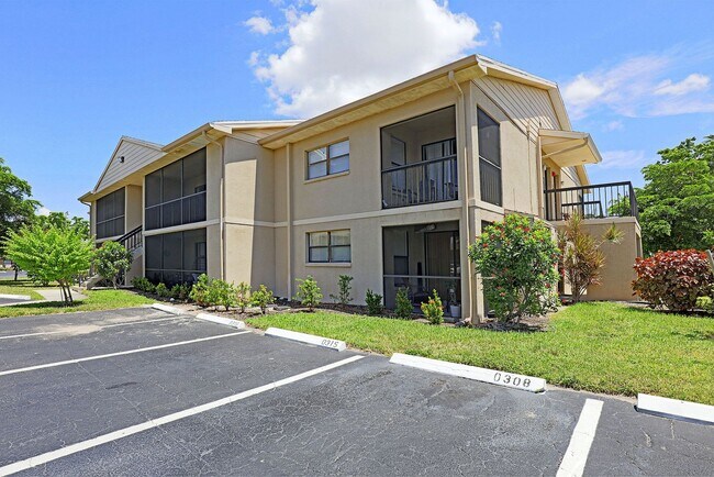 Building Photo - 5303 Summerlin Rd