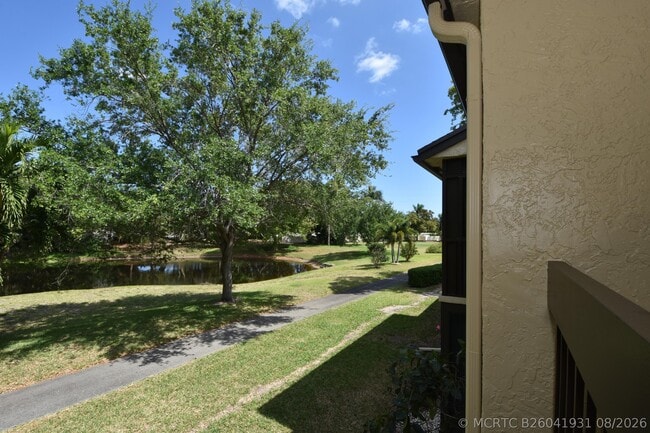 Building Photo - 5087 Oakhill Ln