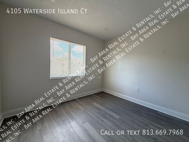 Building Photo - 4105 Waterside Island Ct