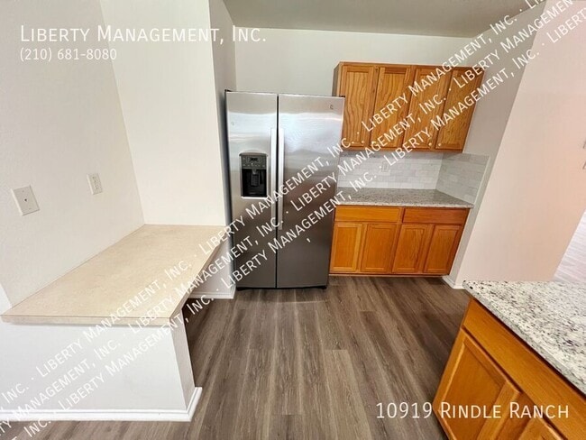 Building Photo - 10919 Rindle Ranch