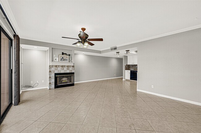 Building Photo - 3663 E NASA Pkwy