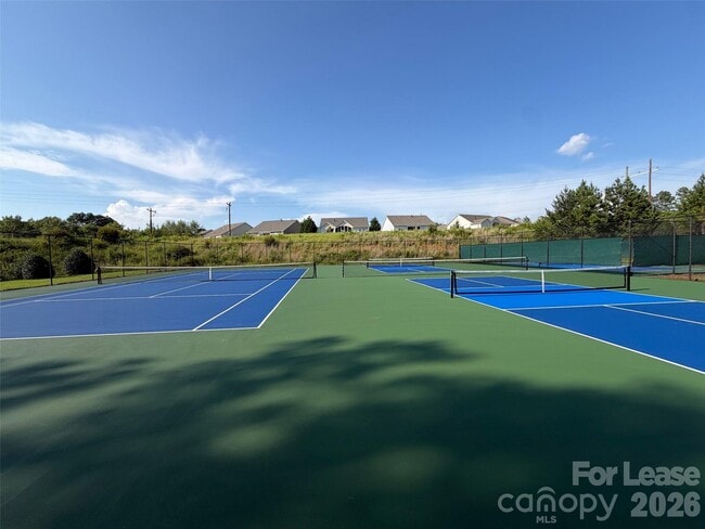 Building Photo - 8921 Pennegrove Cir