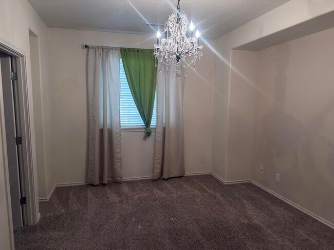 Building Photo - Beautiful Townhome Available in Prestigious Arbor Woods at Murrayhill