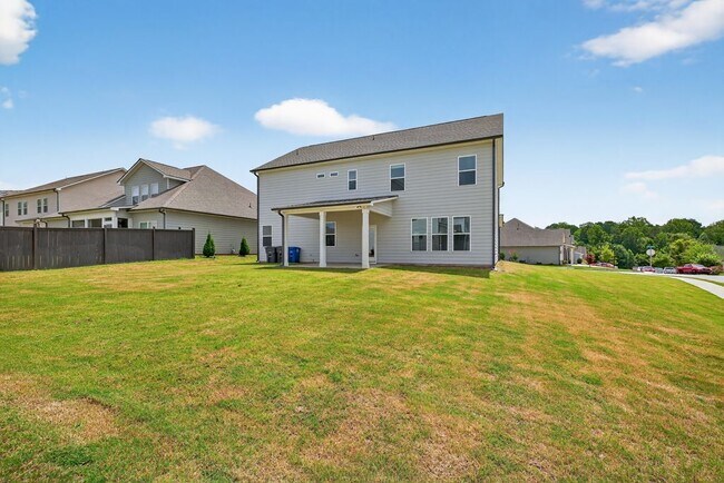Building Photo - 4407 Silver Oak Dr