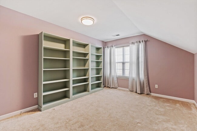 Building Photo - 10492 Ashfarm Way