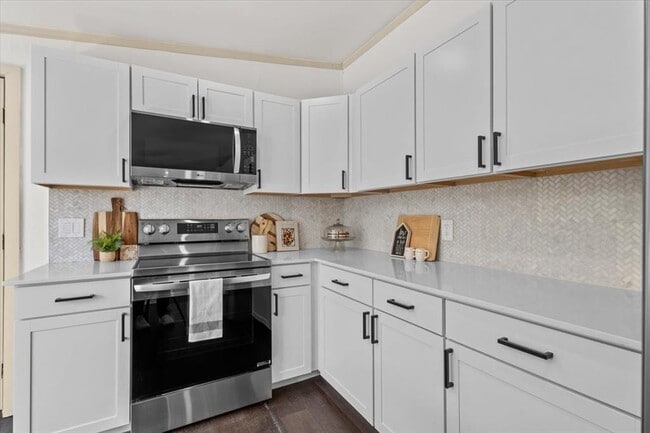 Building Photo - 21503 Coyote Trail