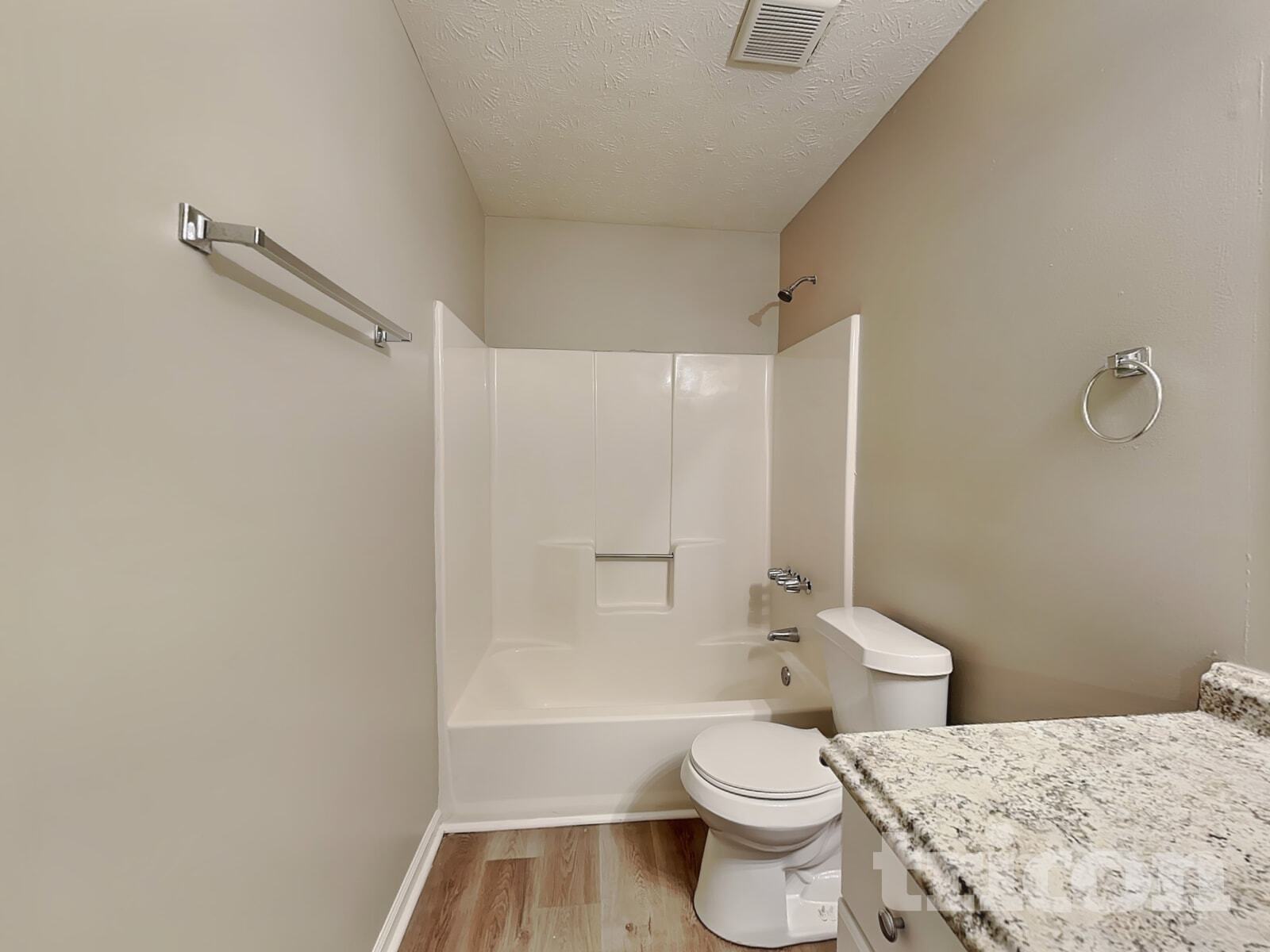 Building Photo - 575 Woodcrest Manor Dr