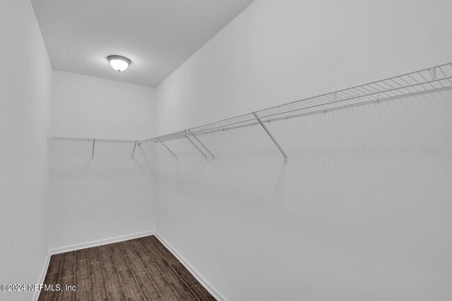 Building Photo - 13445 Cedar Hammock Wy