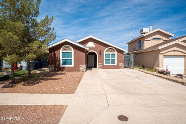 Primary Photo - 3929 Tierra Marfil Rd