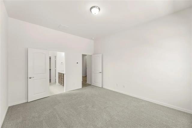 Building Photo - 212 Golden Run Dr