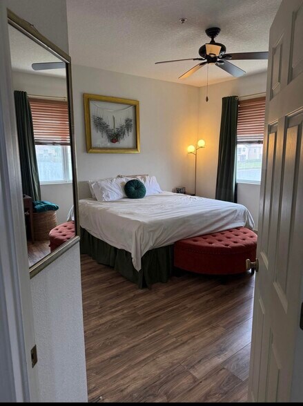 Building Photo - 3572 Parkridge Cir