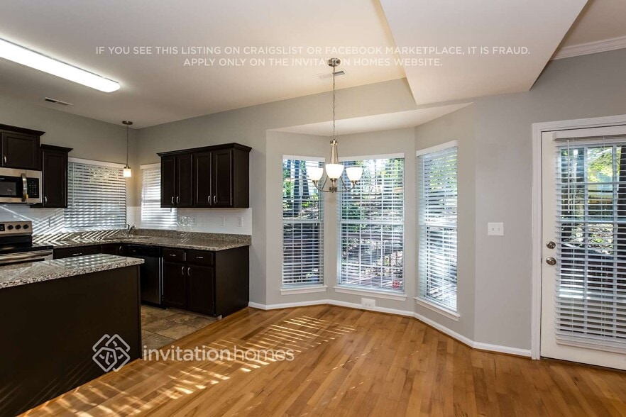 Building Photo - 16119 Amber Field Dr