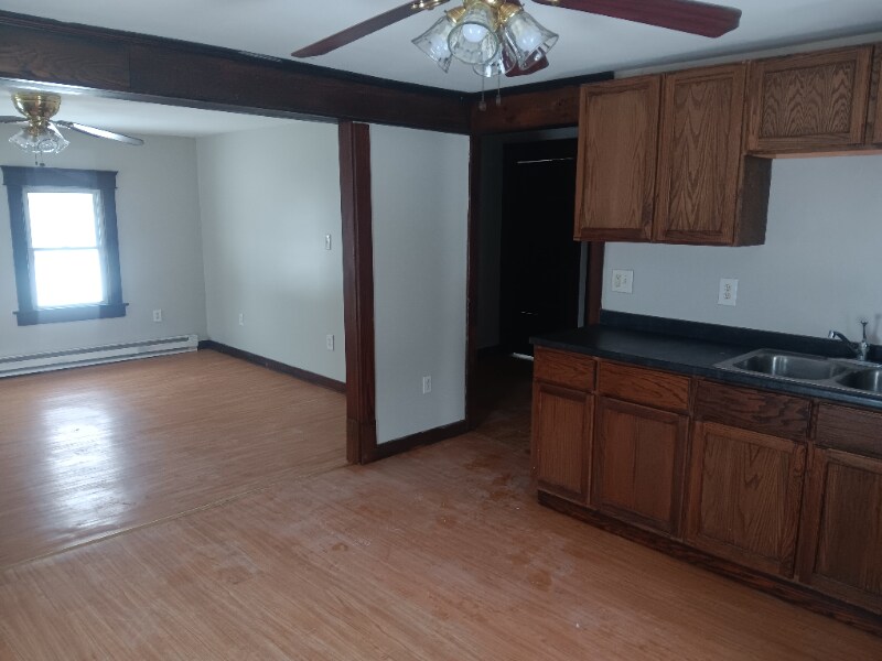 Building Photo - 4489 Sandy Lake Rd