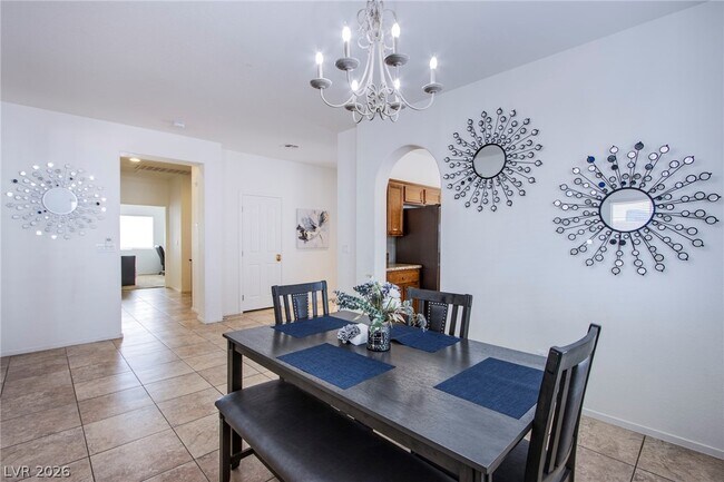 Building Photo - 29 Blue Sunrise Ave