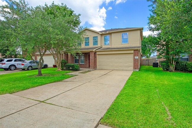 Building Photo - 8907 Grand Villa Ln