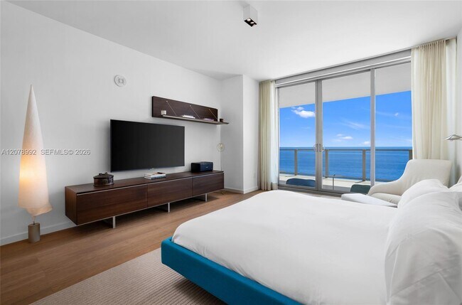 Building Photo - 360 Ocean Dr