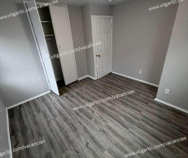 Building Photo - Newly Renovated 2-Bedroom • 1-Bathroom Home