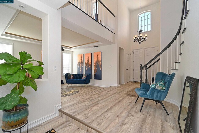 Building Photo - 829 Deer Spring Cir