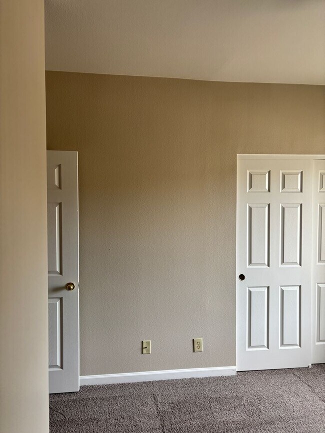 Building Photo - $2,000 PER MONTH FOR THIS GORGEOUS CONDO - AVAILABLE IMMEDIATELY- 2 BEDROOM, 2 BATH UPSTAIRS UNIT...