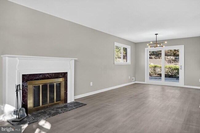 Building Photo - 5307 Kepler Ln