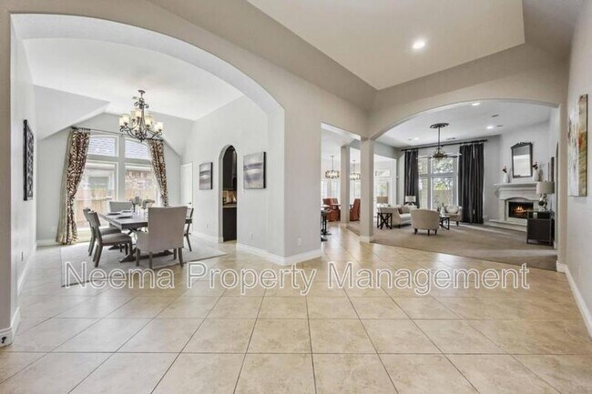 Building Photo - 2423 Rosillos Peak Dr