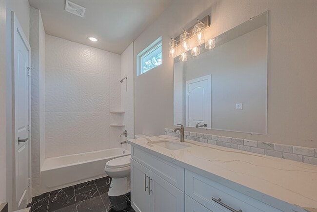 Building Photo - 2414 Sam Wilson St