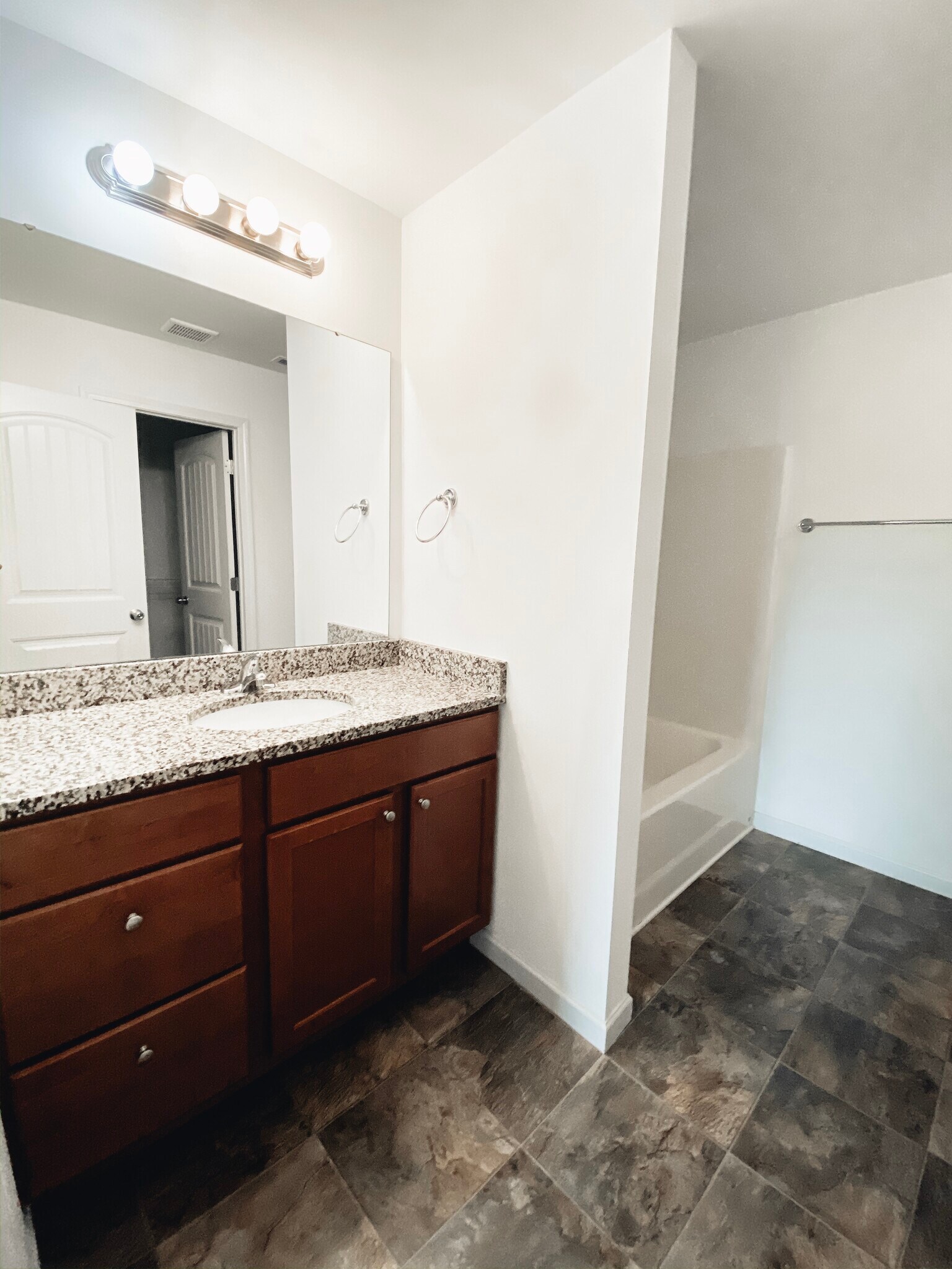 Building Photo - 322 Flat Cove Rd