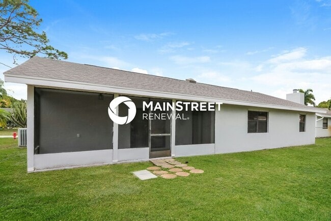 Building Photo - 3 Bedroom Pet-Friendly Home in Port St. Lu...