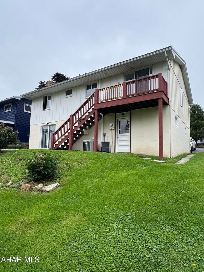 Building Photo - 5404 4th Ave