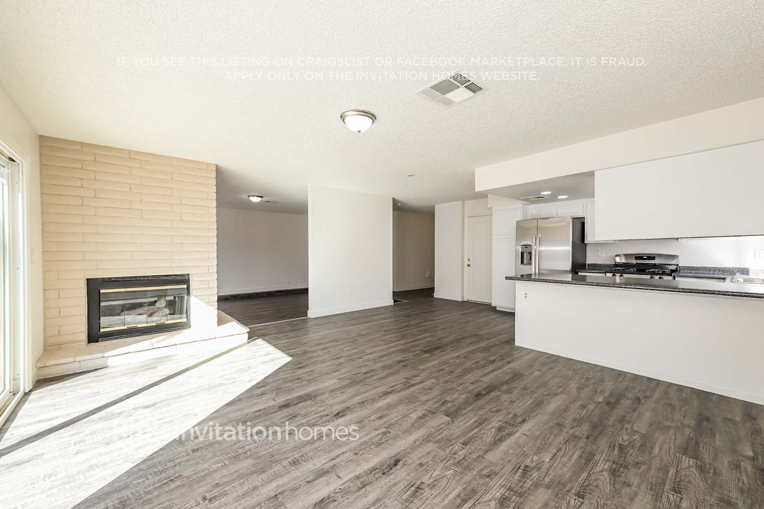 Building Photo - 888 Scarlet Ave