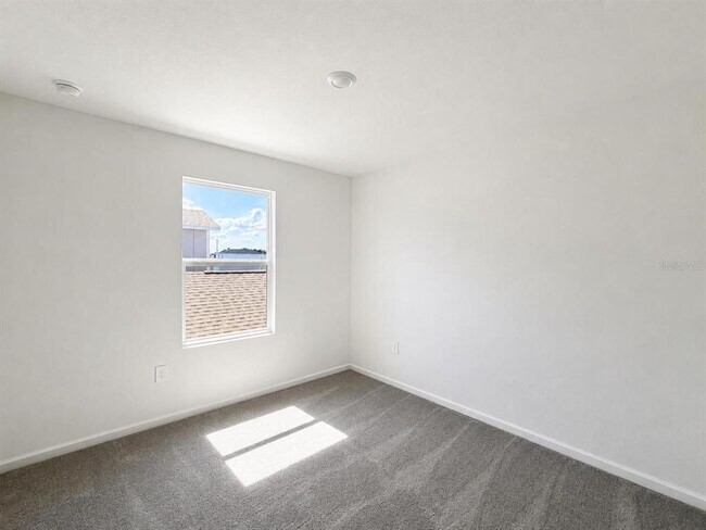Building Photo - 6472 Domizio Dr
