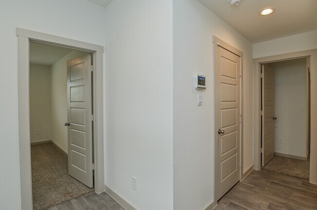 Building Photo - 3024 Stock Orch Ln