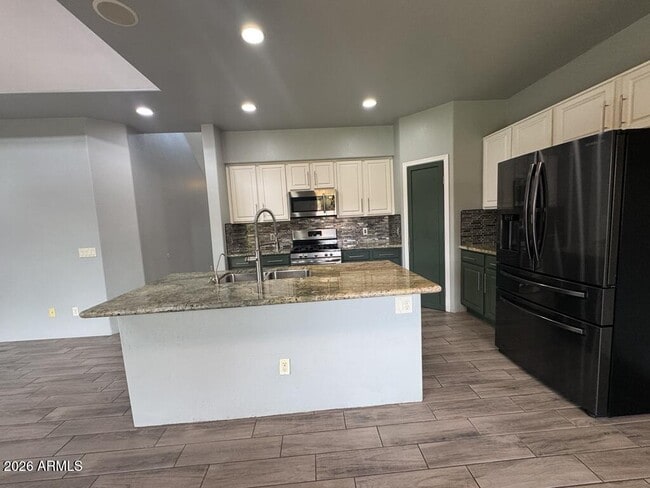 Building Photo - 1971 Knowlton St