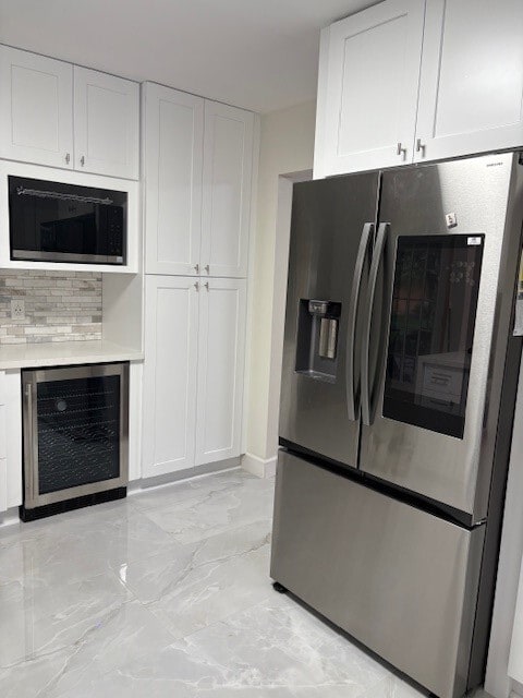 Building Photo - 2210 Pomeran Dr