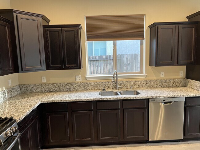 Building Photo - 4321 Paulson Ln