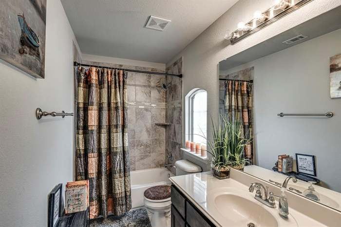 Building Photo - 204 Janice Ct