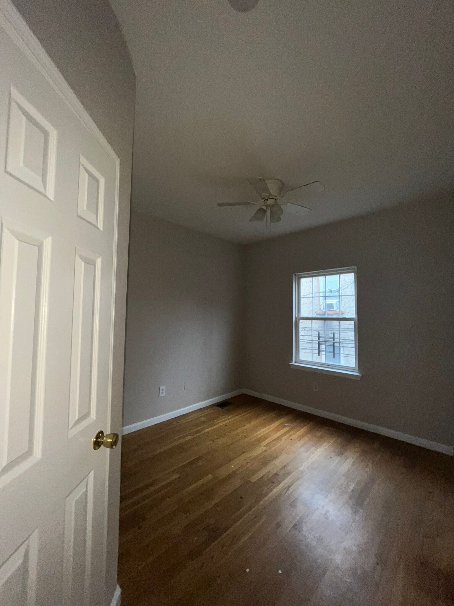 Building Photo - 488 Communipaw Ave