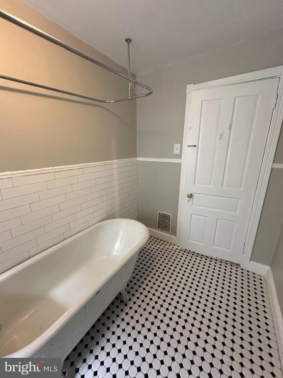 Building Photo - 4710 Warrington Ave