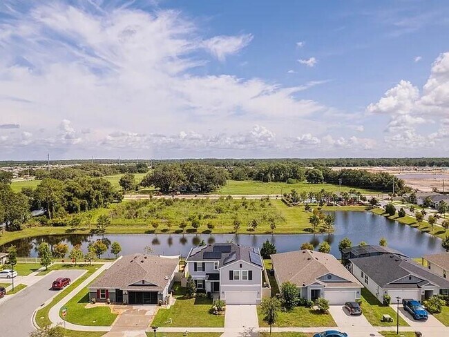 Building Photo - 5005 Golden River Ln