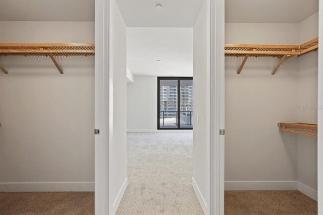 Building Photo - 301 1st St S