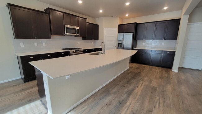 Building Photo - 7926 34th Pl NE