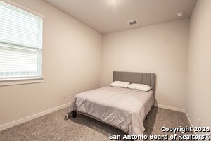 Building Photo - 1516 SPECHTS