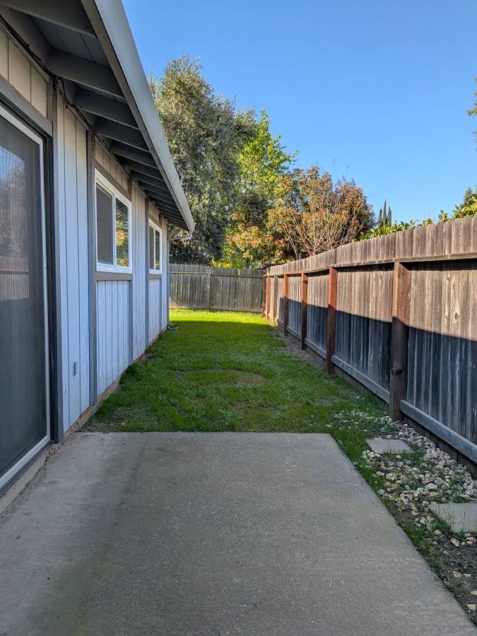 Building Photo - 9277 Corinthian Cir