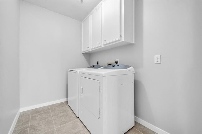 Building Photo - 3827 Bratton St