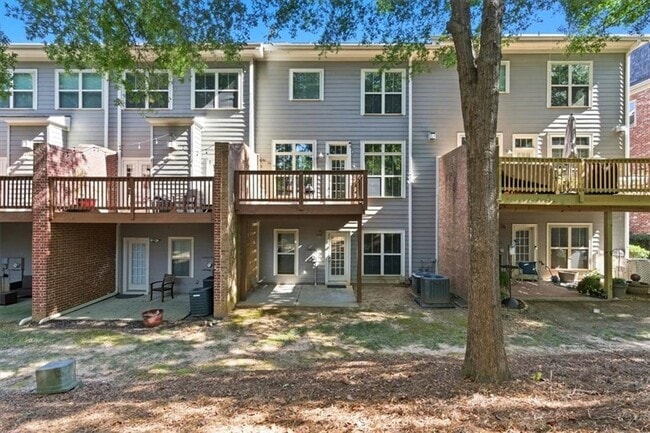 Building Photo - 1664 Mosaic Way